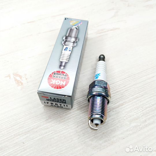 Свеча зажигания NGK IFR6T-11 Иридиевая