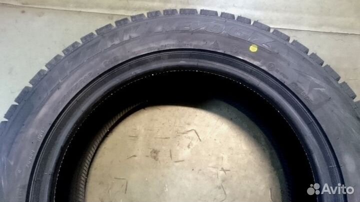 Bridgestone Blizzak Revo GZ 205/60 R16 92S