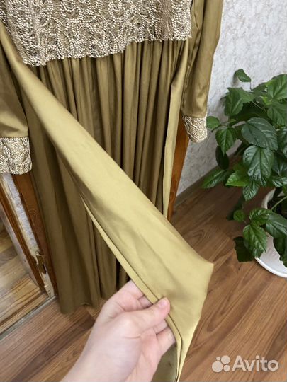 Платье вечернее