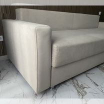 Диван прямой, состояние нового