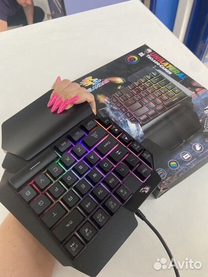 Клавиатура с подсветкой