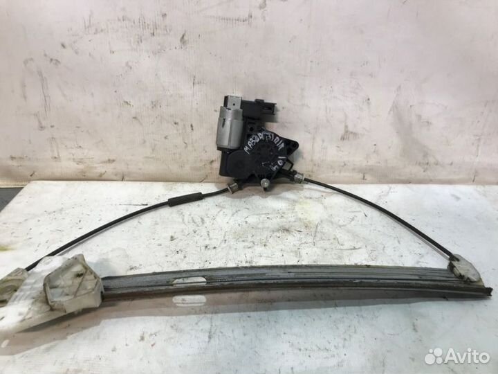 Стеклоподъемник передний правый Mazda 3 седан BK