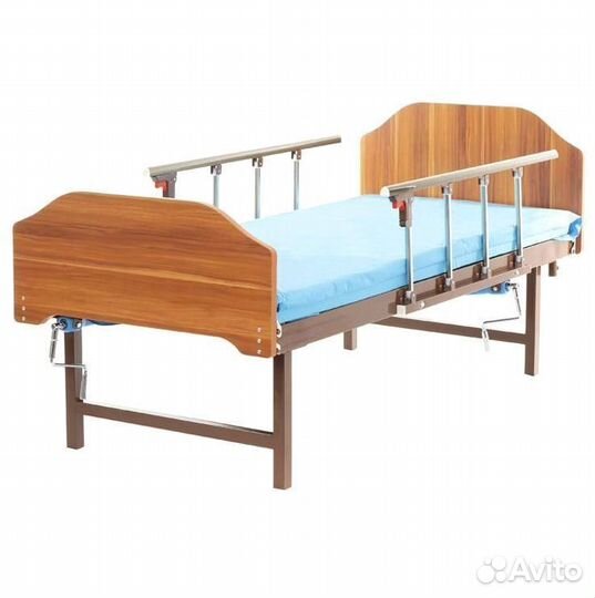 Медицинская кровать для ухода за больными