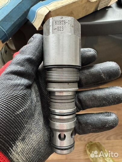 Клапана на экскаватор