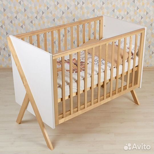 Кроватка для новорожденных