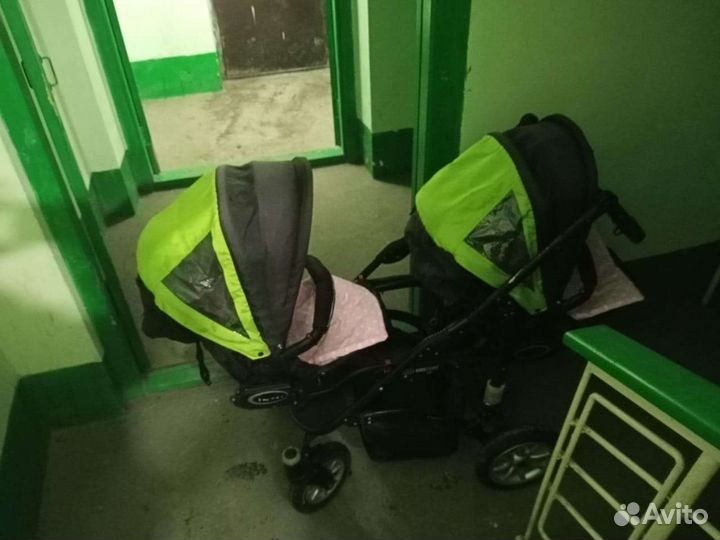Коляска всесезонная для двойни,погодок