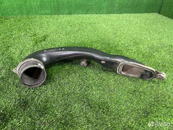 Патрубок впускной системы Bmw 5 E39 M52B25TU 2000