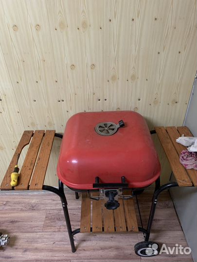 Барбекюшница