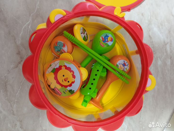 Музыкальные инструменты fisher price