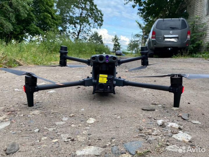 Квадрокоптер Matrice 30T
