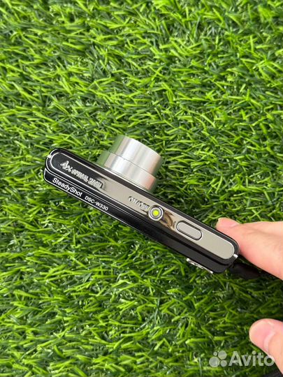 Цифровой фотоаппарат Sony Cybershot DSC-W330 y2k