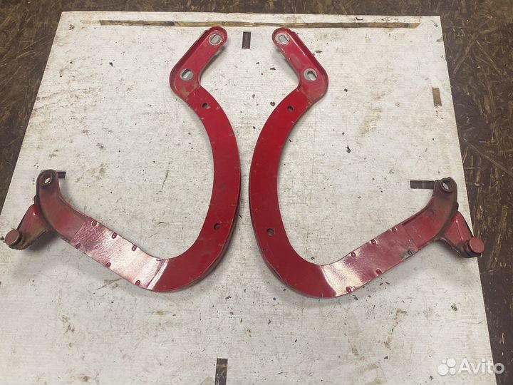 Петля крышка багажника Volkswagen Passat b3