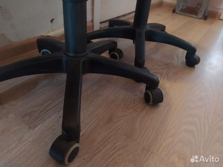 Компьютерное кресло