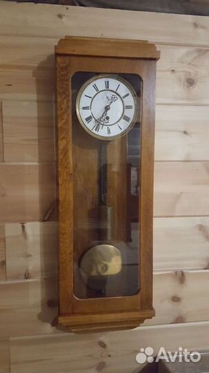 Старинные жильные настенные часы Густав Беккер