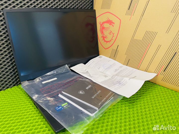 Ноутбук MSI Katana 17.3