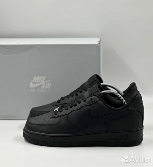 Nike Air Force 1 Black