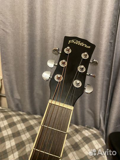 Акустическая гитара Elitaro E4010C BK черный