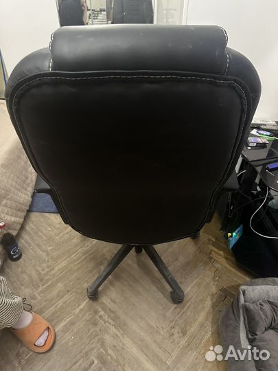 Компьютерное кресло