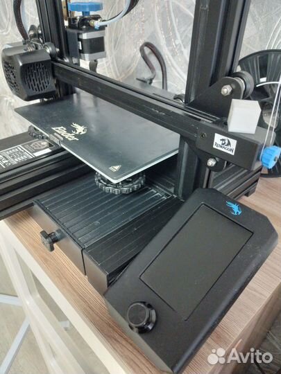 3Д принтер crealitiy ender 3 v2