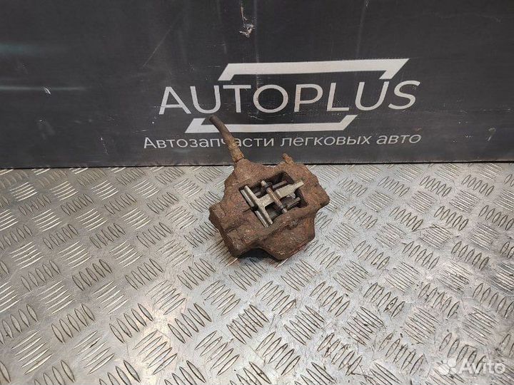 Суппорт задний правый Mercedes Benz C 230 2.3 M