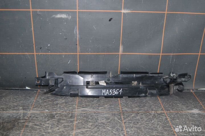 Воздуховод радиатора нижний - Toyota RAV 4