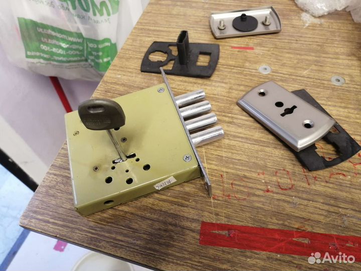 Дверной замок