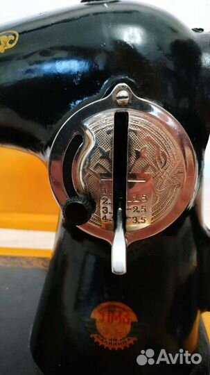 Продам швейную машинку пмз