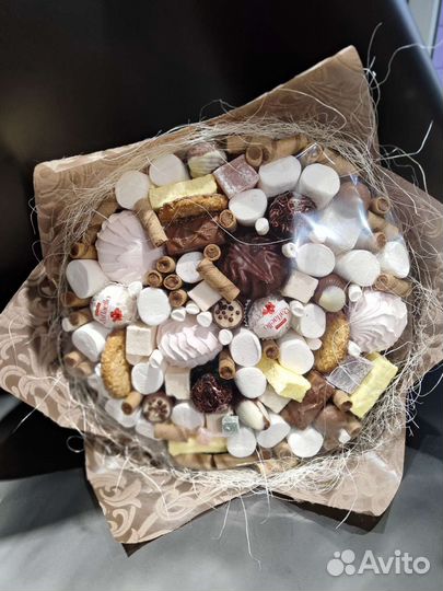 Композиция Тедди и мыльные розы, кактусы