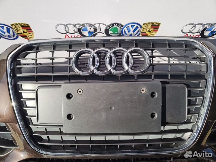 Бампер передний Audi A1 8X 1.4 CAX 2011