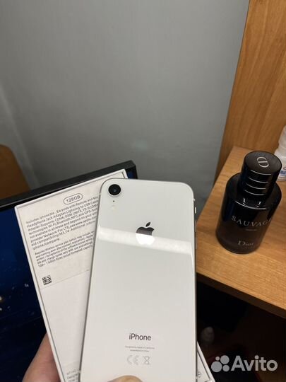 iPhone Xr, 128 ГБ