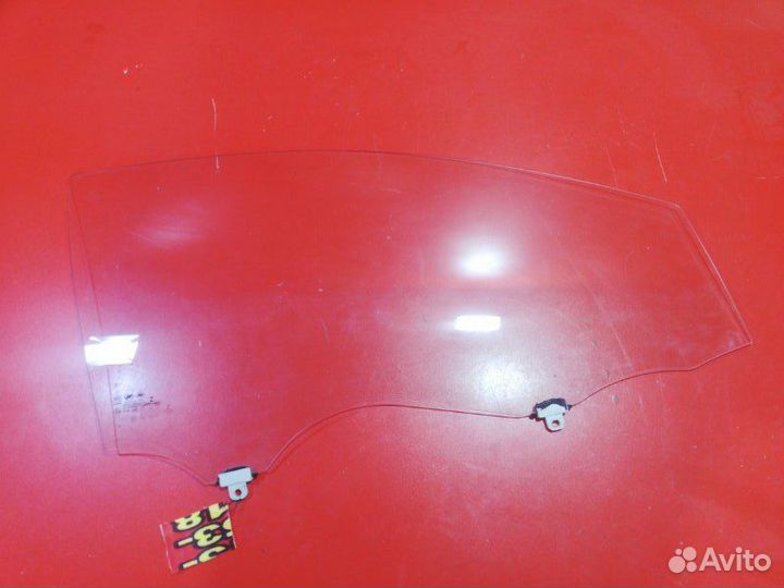 Стекло двери переднее правое Lifan X50 W215