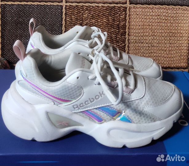 Кроссовки Reebok оригинал р. USA 8(38.5)