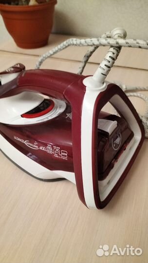 Мощный паровой утюг Тефаль