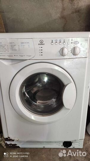 Стиральная машина бу Indesit wisl62 на донора