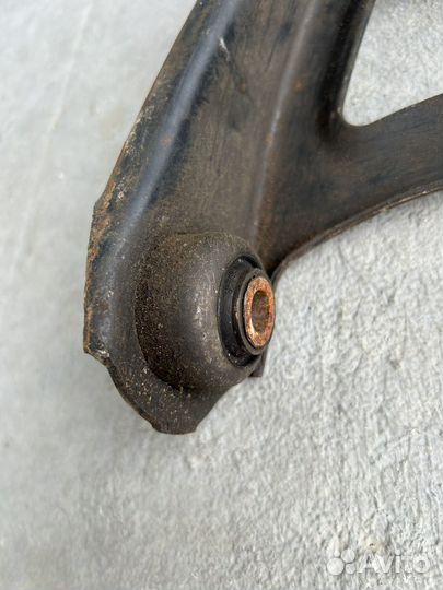Рычаг подвески Renault Megane 1