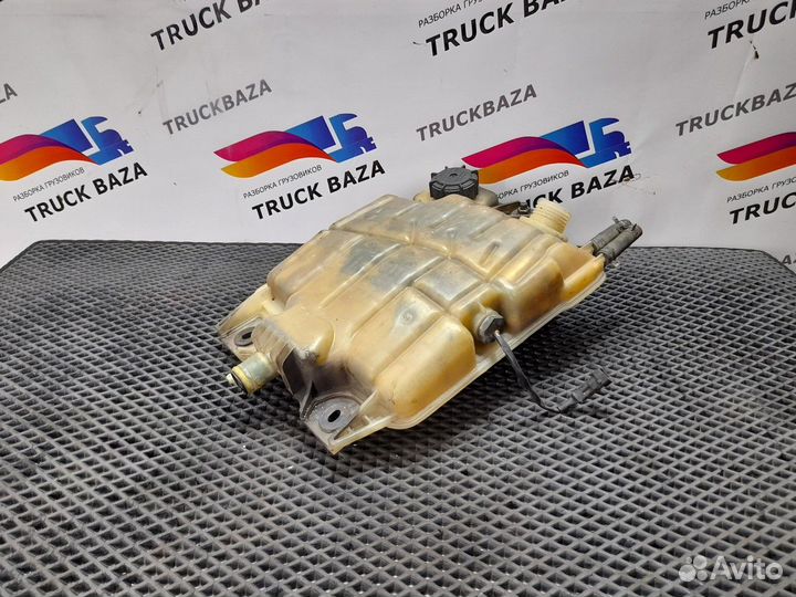 8168289 Бачок расширительный