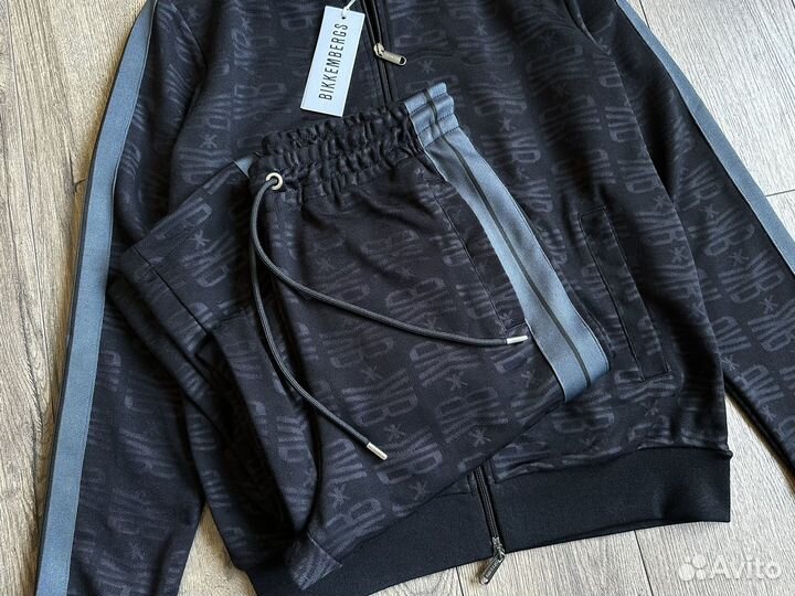 Спортивный костюм Bikkembergs