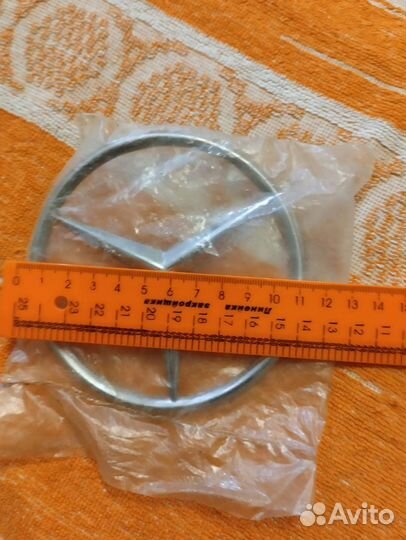 Эмблема mercedes на крышку багажника