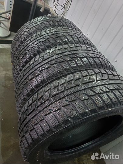 Kumho I'Zen KW23 205/60 R16 92T