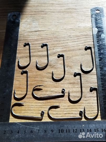 Крючки рыболовные