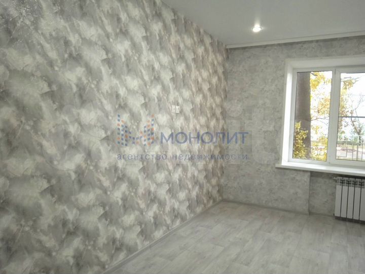 2-к. квартира, 43 м², 1/4 эт.