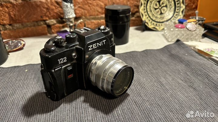 Фотоаппараты Зенит (+ есть обьективы)