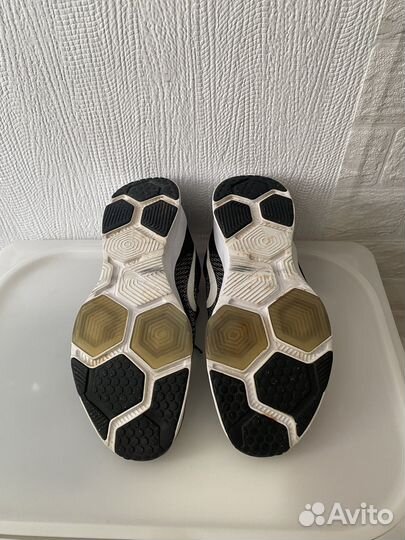 Кроссовки nike женские