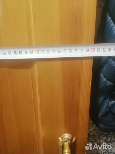 Дверь дерево с ручкой, петлями, коробкой