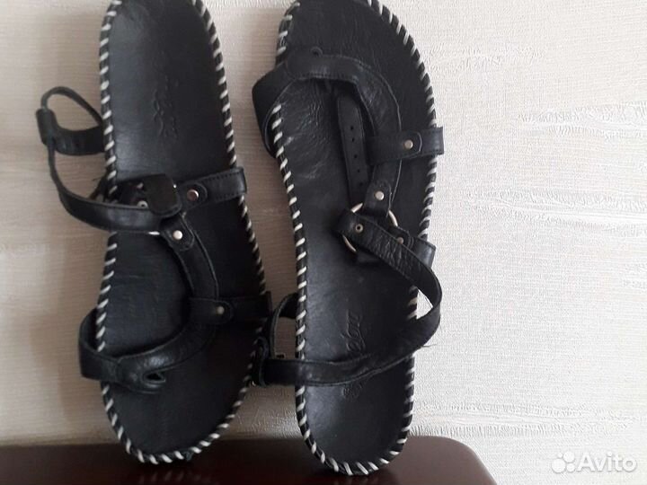 Сандали женские новые