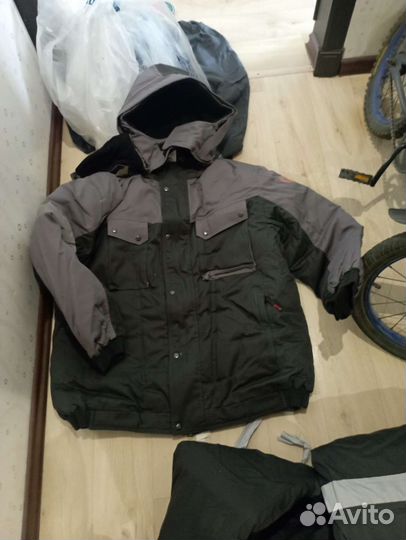 Новый зимний костюм для мужчин (спецодежда)