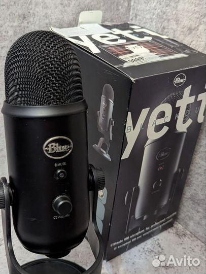 Студийный микрофон Blue yeti blackout