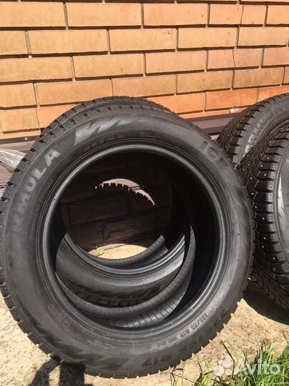 Pirelli Formula Ice 225/55 R17 101T