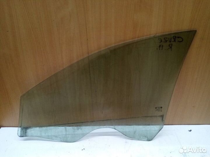 Стекло двери переднее правое Chevrolet Cruze J300