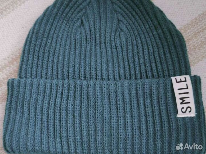 Шапка женская вязаная